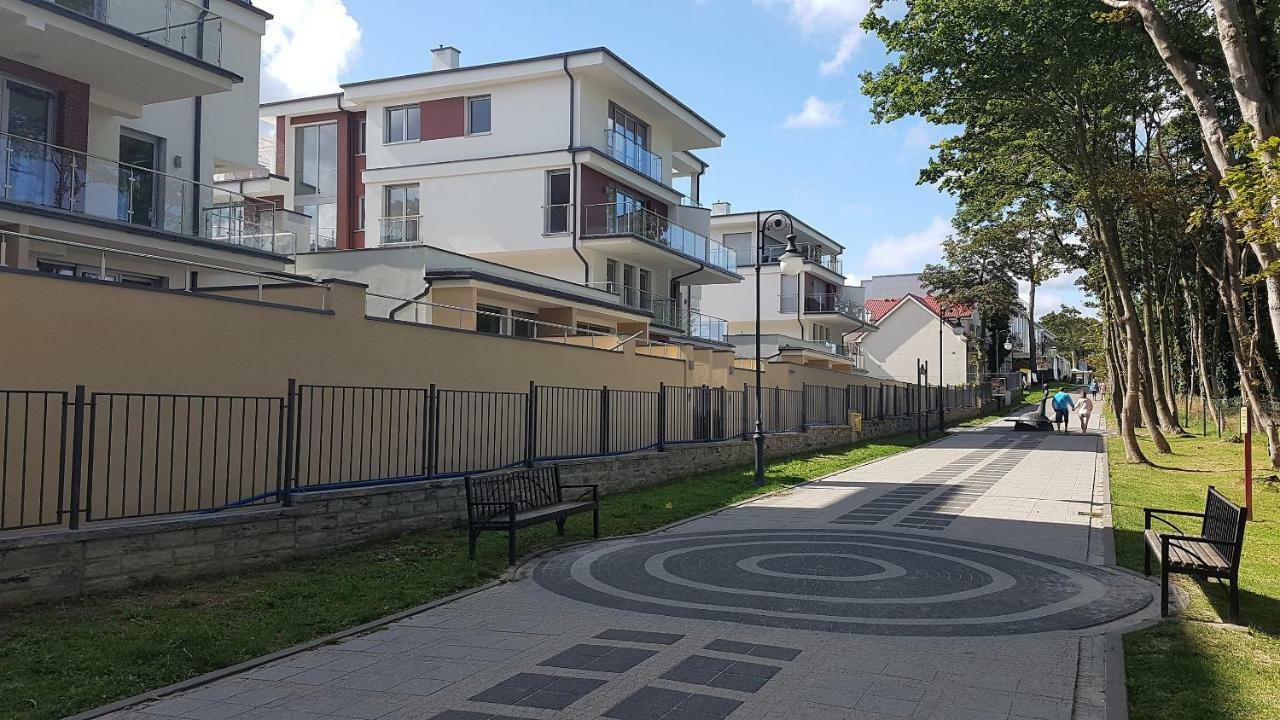 Apartamenty Klifowa Ревал Екстериор снимка